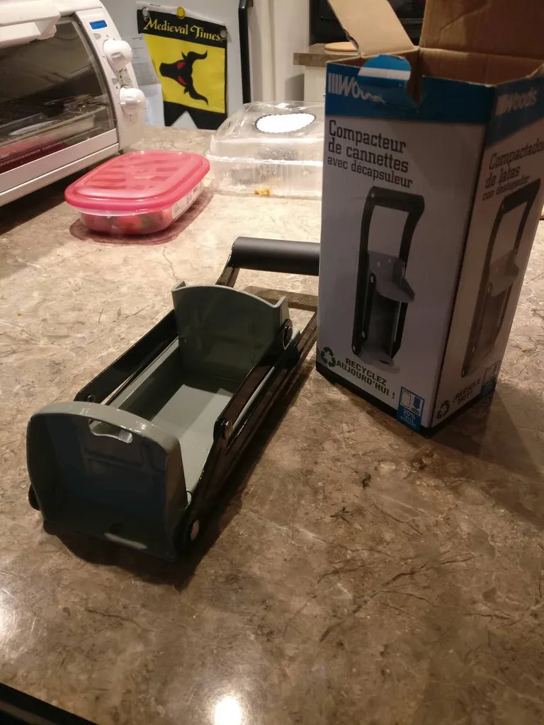 Can Crusher! BNIB photo 1