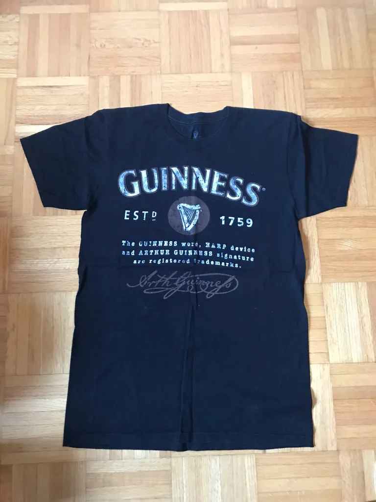 Shirts Men’s Small/Medium photo 1