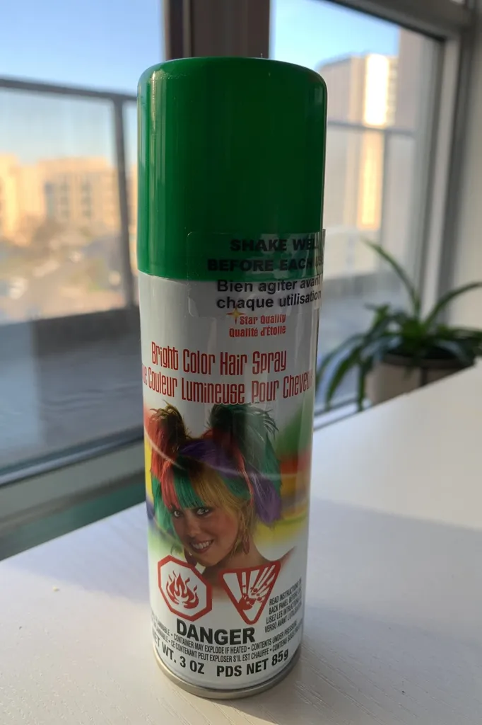 Green Hair Spray-on Colour photo 1