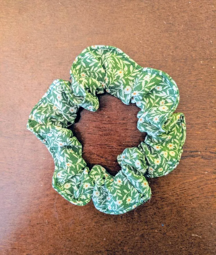Spring Flower Scrunchie photo 1
