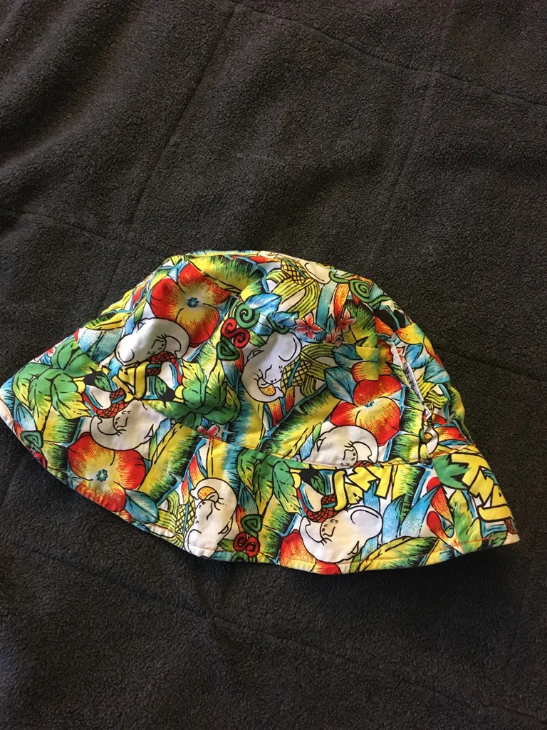 Fun Bucket Hat Reversible photo 1