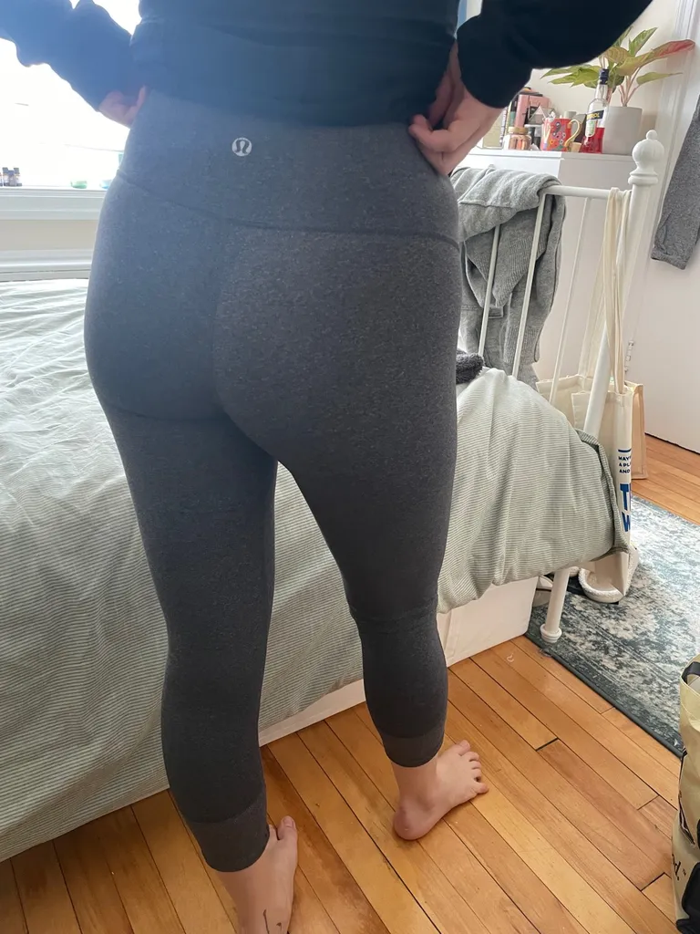 Lulu Leggings photo 1