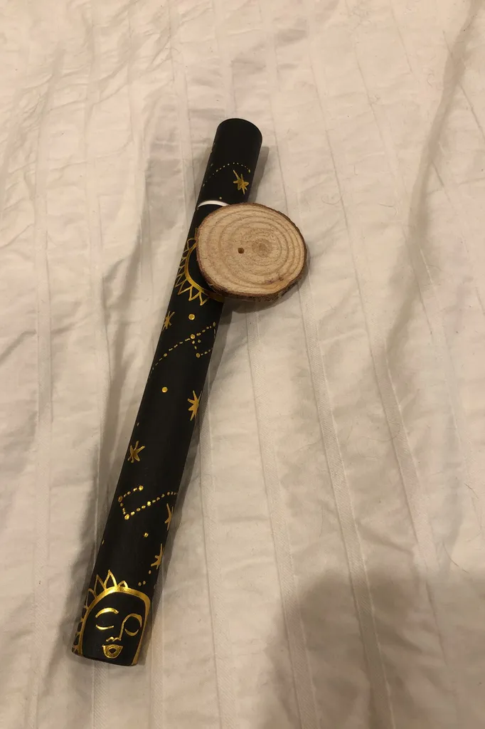 Wood Incense Holder & Sandalwood Incense photo 1