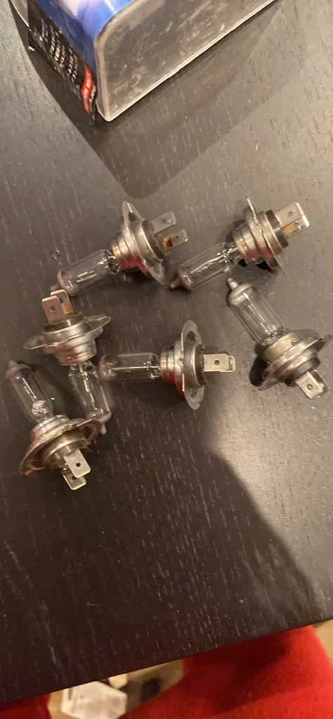 Car Head Light Bulbs photo 1