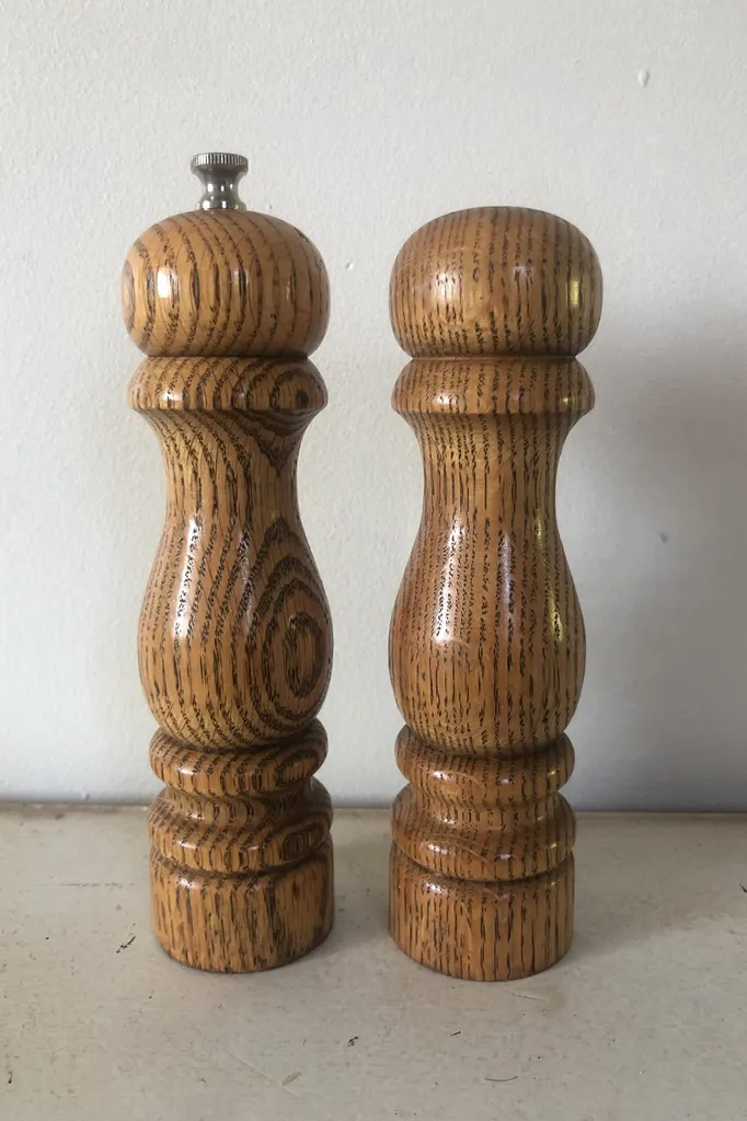 Pepper Grinder And Salt Shaker photo 1