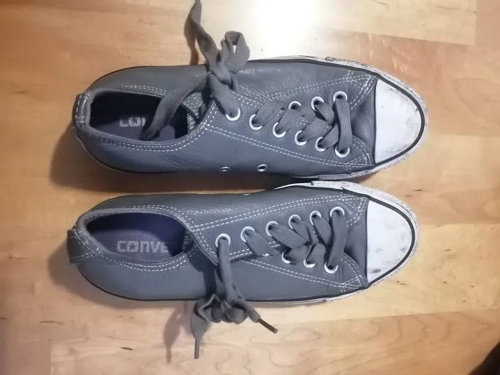 Converse Size 5 photo 1