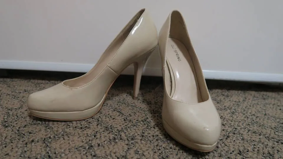Beige Coloured Heels photo 1