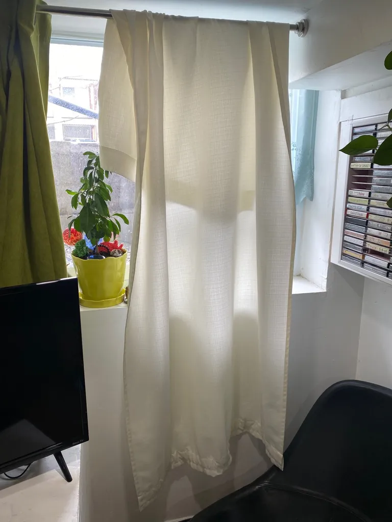 2 Full Length Off White Curtains photo 1