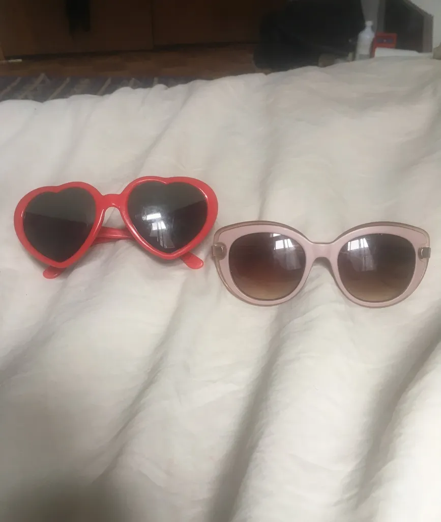 Cheap Fun Sunglasses photo 1