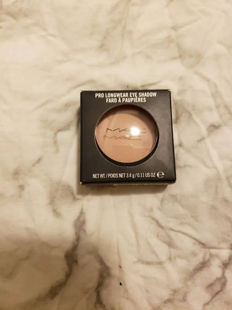 Mac Eyeshadow photo 1