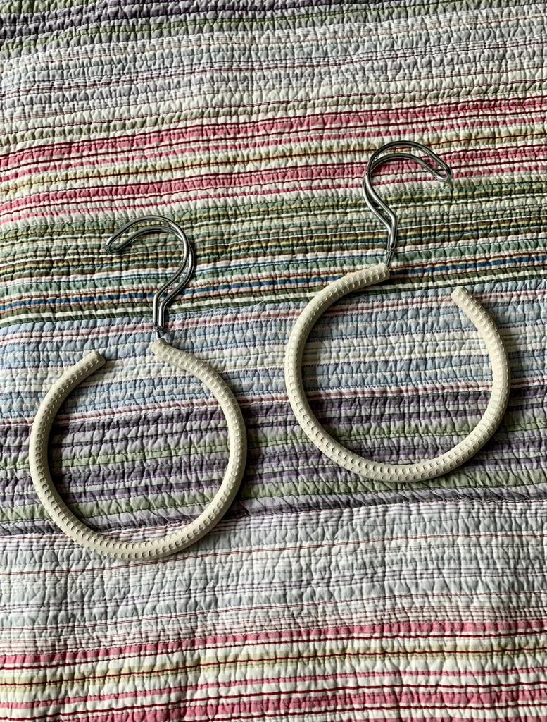 Special Hangers photo 1