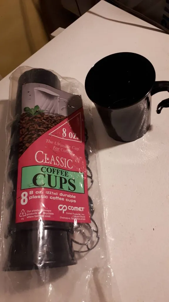 Plastic Coffee Cups photo 1