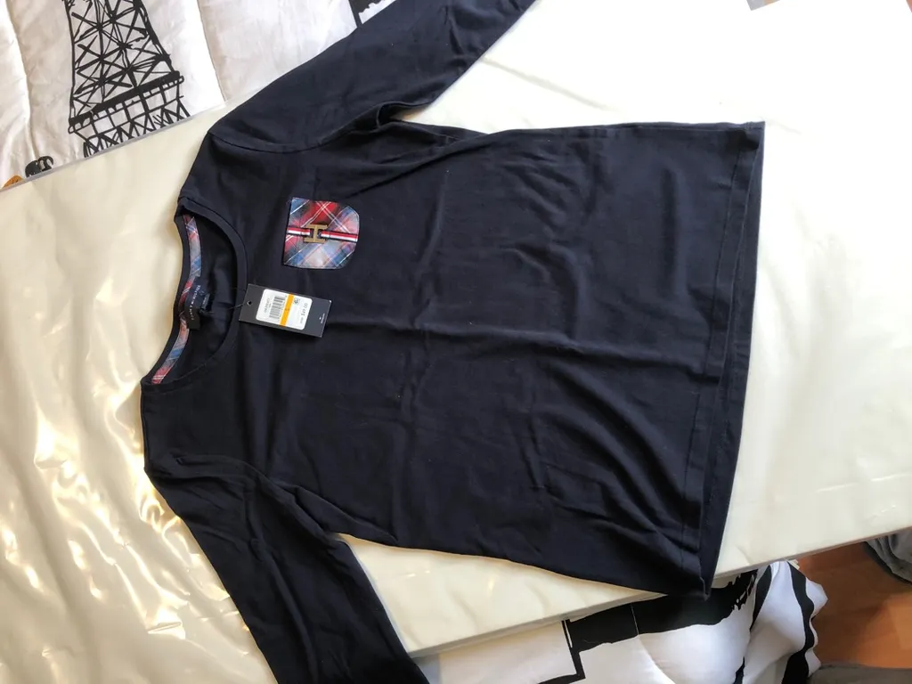 BRAND NEW TOMMY HILFIGER SHIRT photo 1