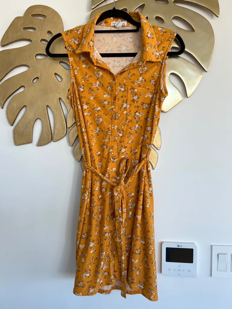 Yellow Dress photo 1