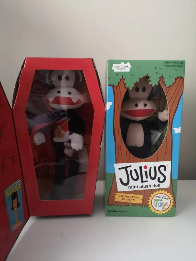 Julius Paul Frank Collectible Plush photo 1