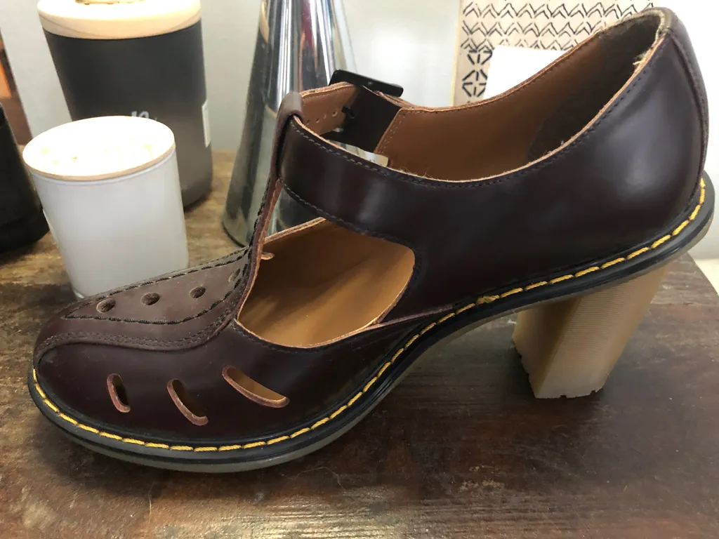 Doctor Martens Arianna US 7 photo 1