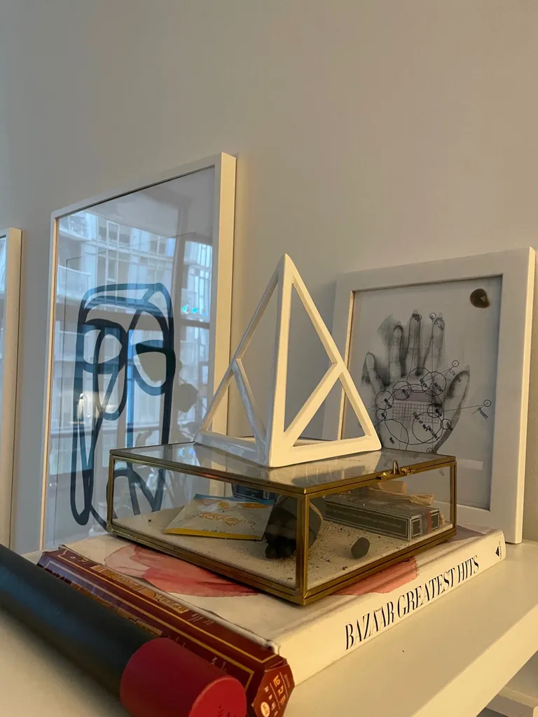 Triangle Decorative Object photo 1