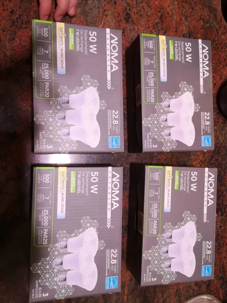 12 LED Bulbs - BNIB photo 1