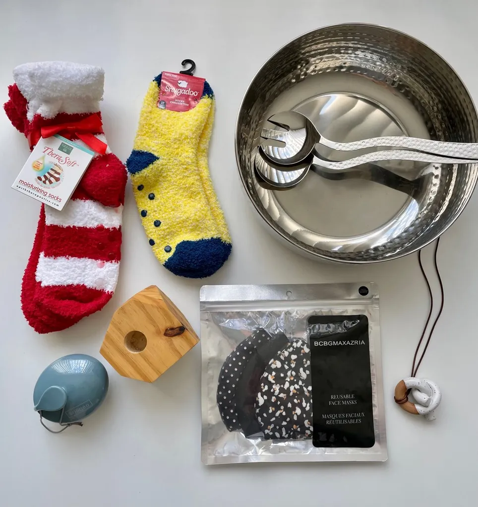 BNIB + Gift It Items photo 1