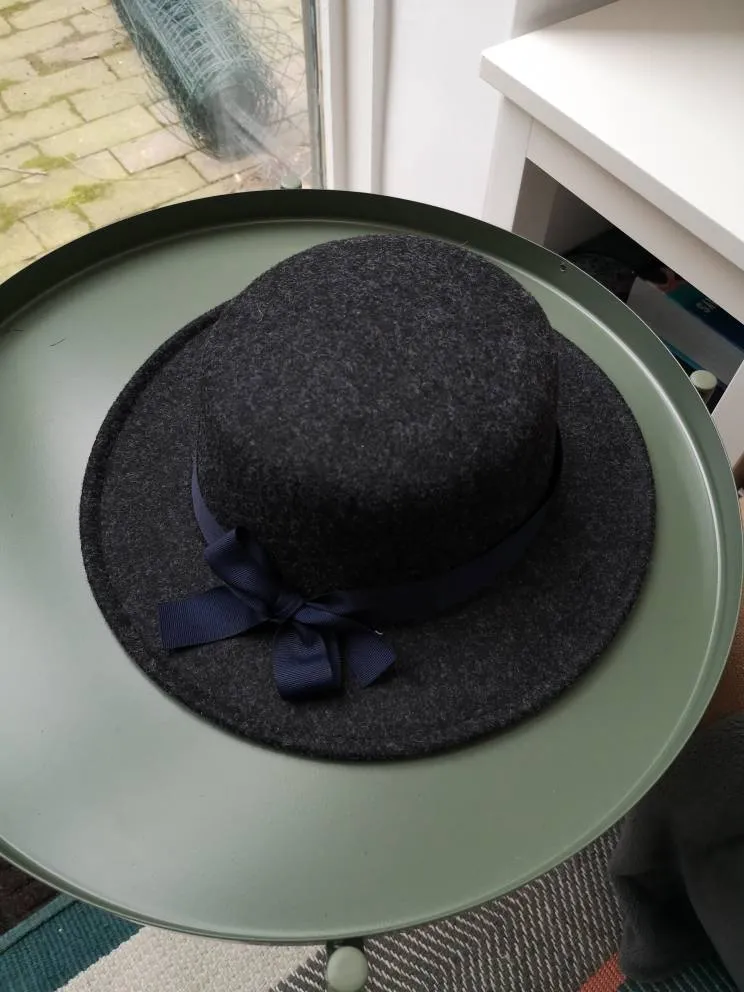 Wool Hat - Size 57cm photo 1