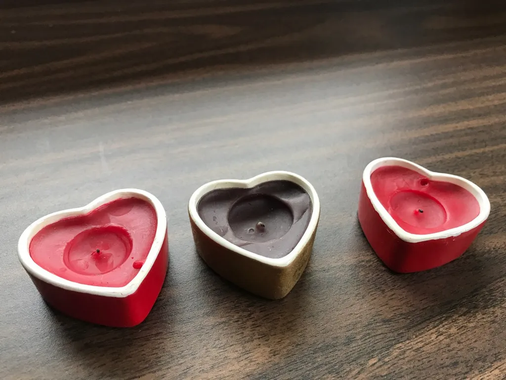 FREE heart shaped candles photo 1