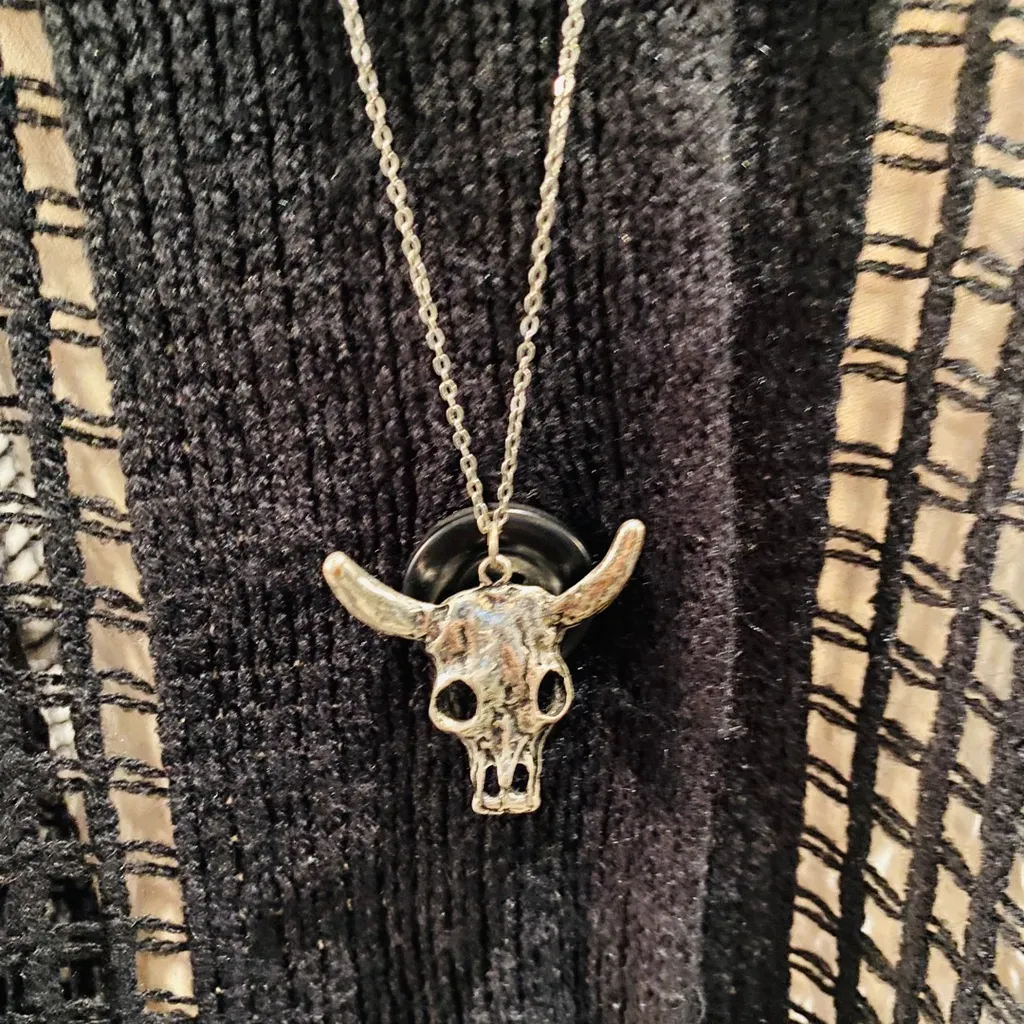 Rams Head Necklace 🖤 photo 1