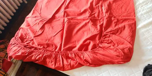 Double Bed Red Fitted Sheet photo 1