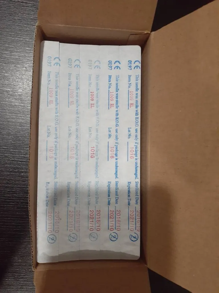 Expired Tattoo Needles (For Practice Only) - Size 1009RL photo 1