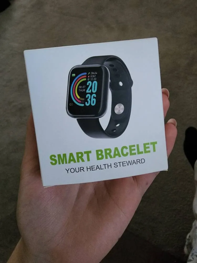 Fitness Tracker Bracelet photo 1