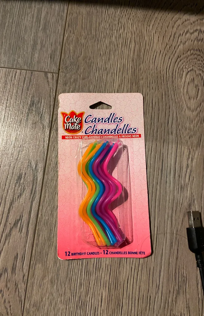 New Wavy Candles photo 1