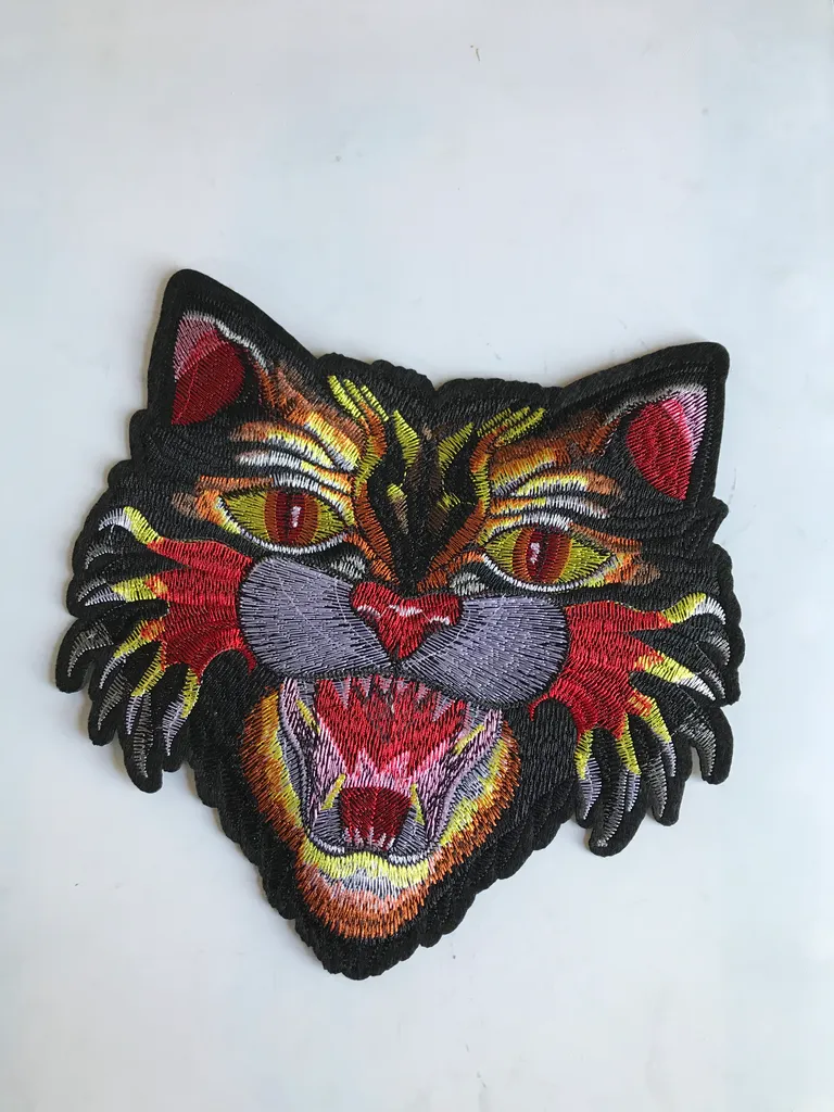 Iron on wolf patch (big) photo 1