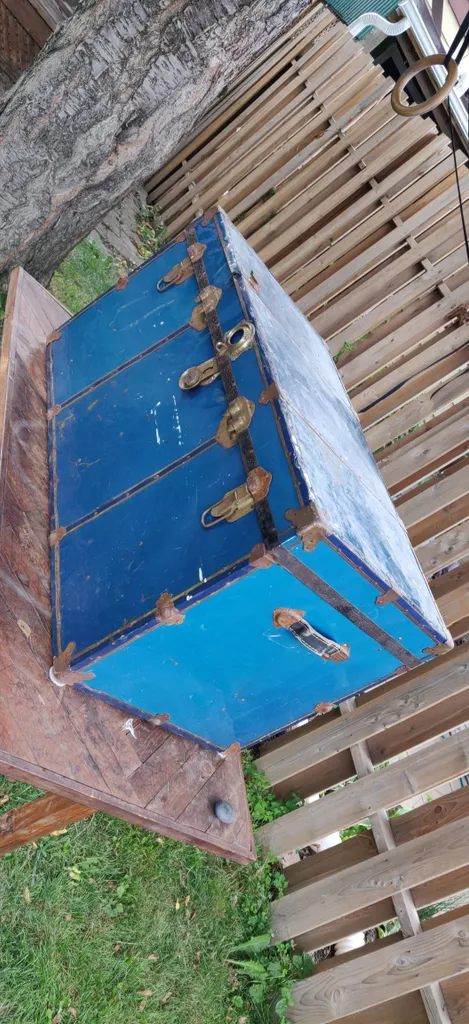 Vintage Steamer Trunk photo 1