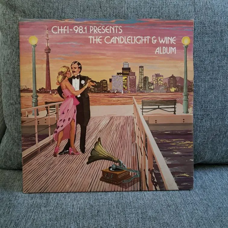 CHFI 98.1 Presents The Candlelight & Wine Album photo 1