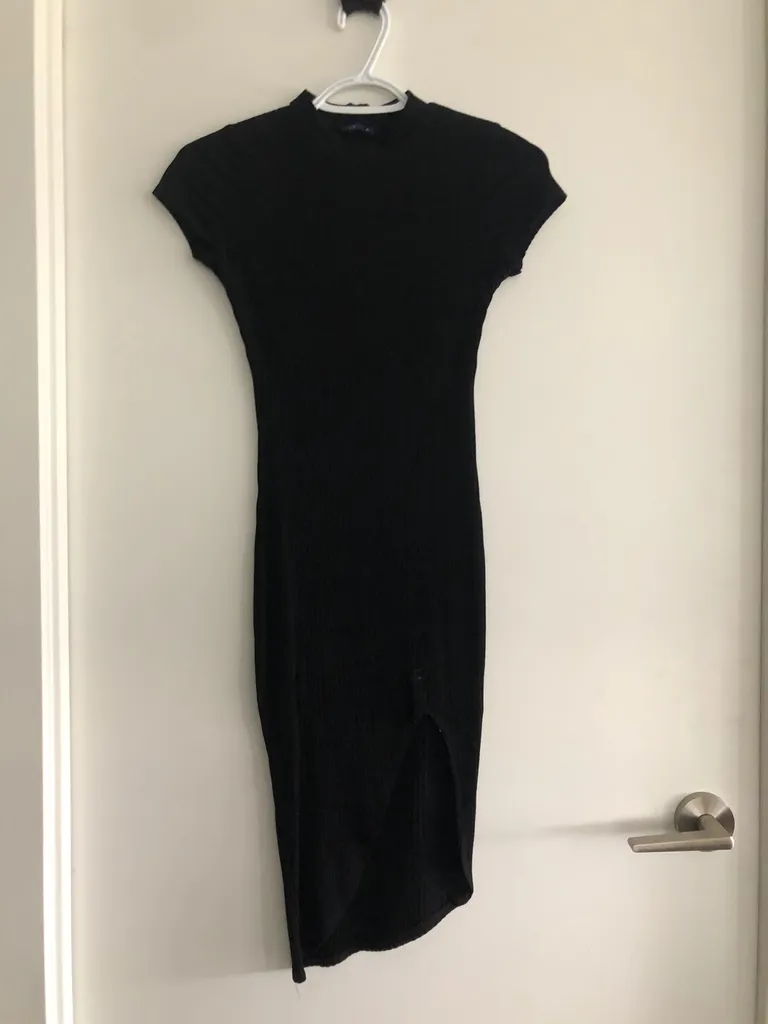 Dress W/ Slit photo 1