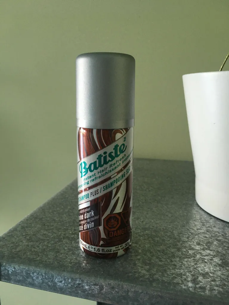 Brand New Batiste Dry Shampoo - Divine Dark - 50ml photo 1