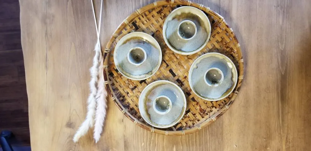 Set Of 2 Vinatge Pottery Tealight Holders photo 1