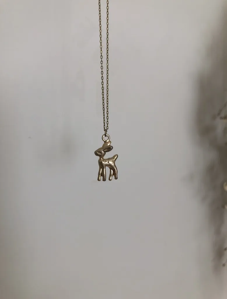 FREE little reindeer necklace photo 1