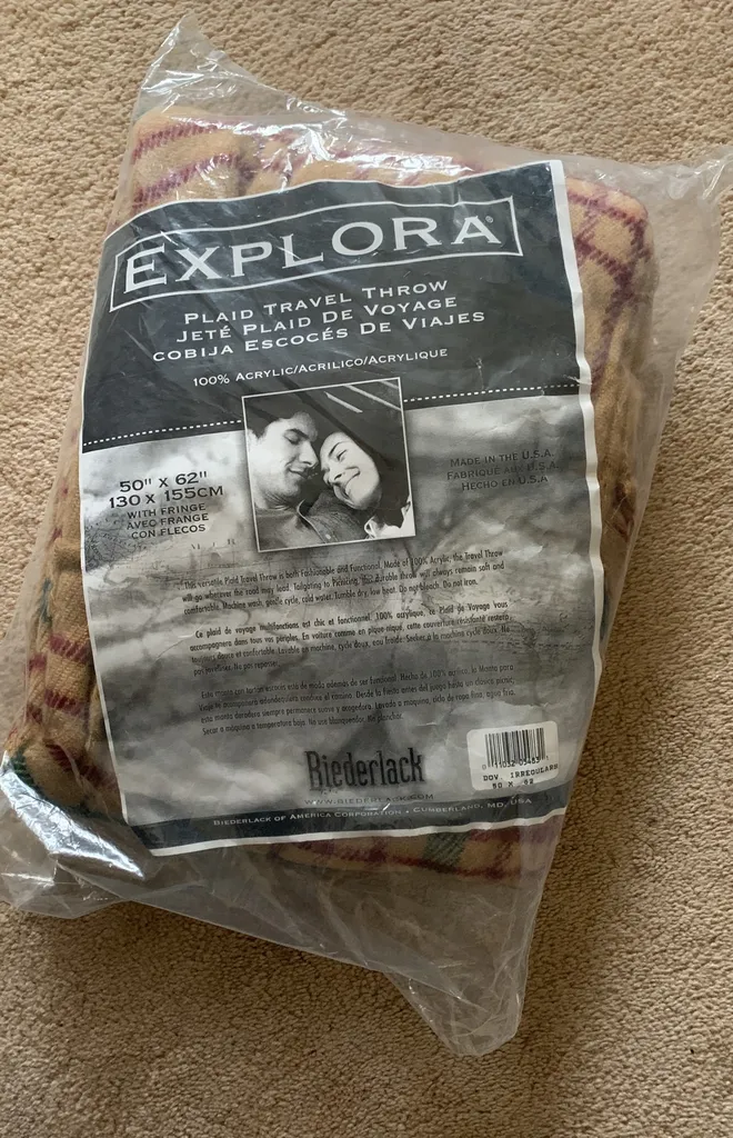 BNIP Plaid Throw photo 1