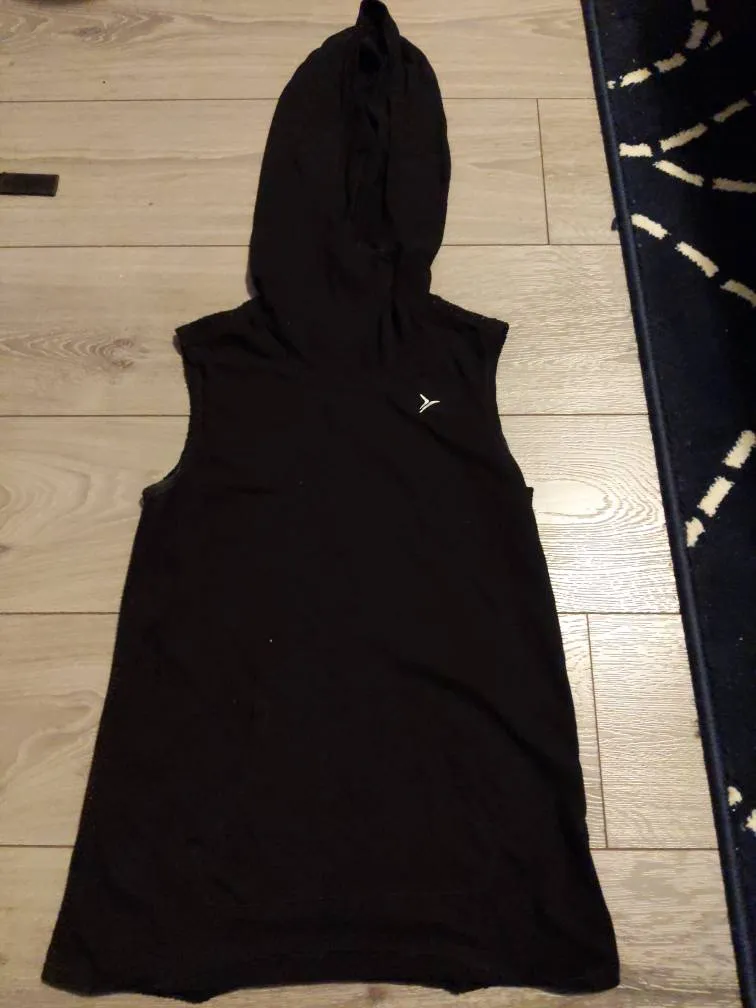 Old Navy Workout Top photo 1