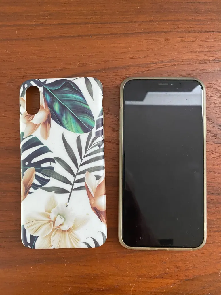 iPhone X Case photo 1