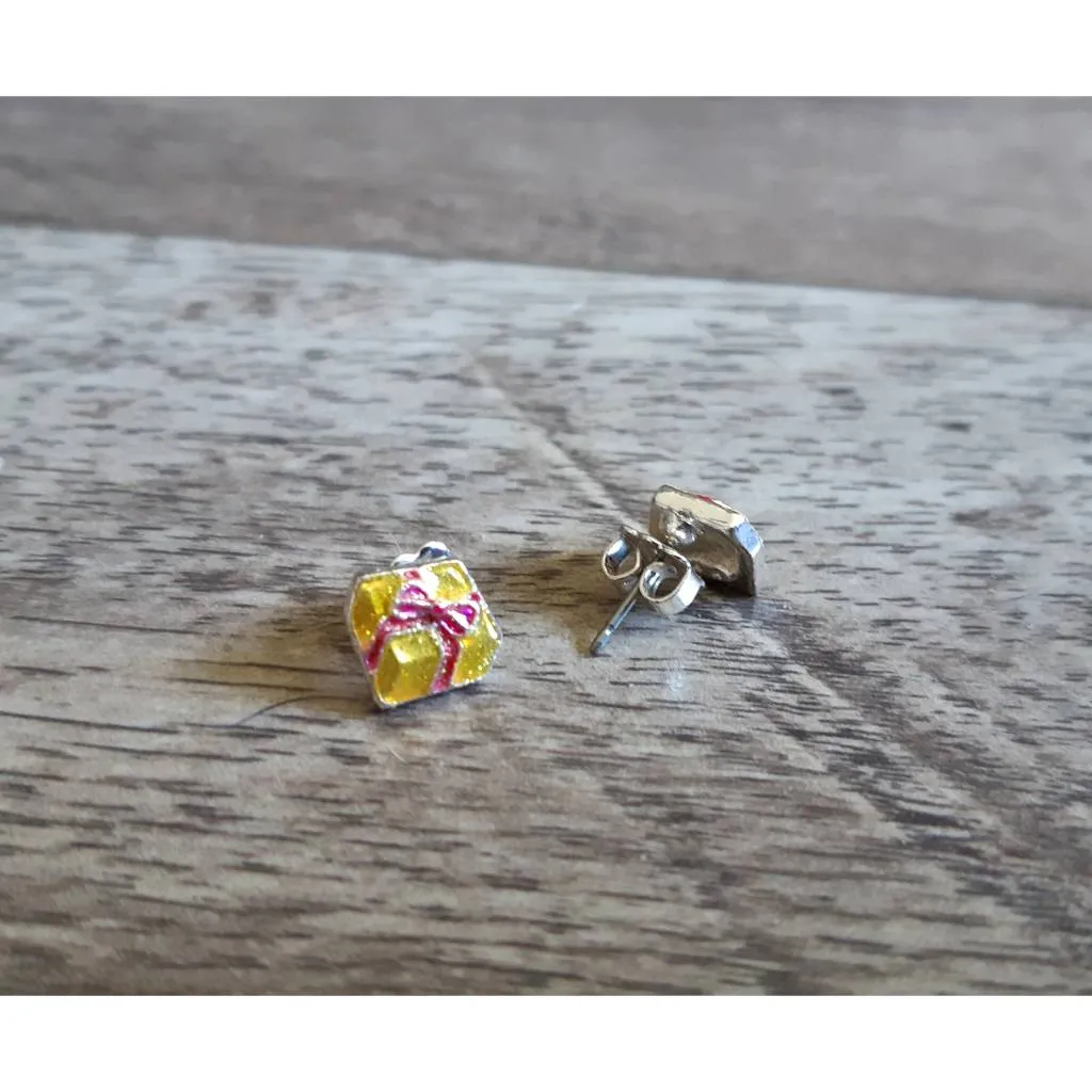 Stamped Sterling Silver Avon Gift Earrings photo 1