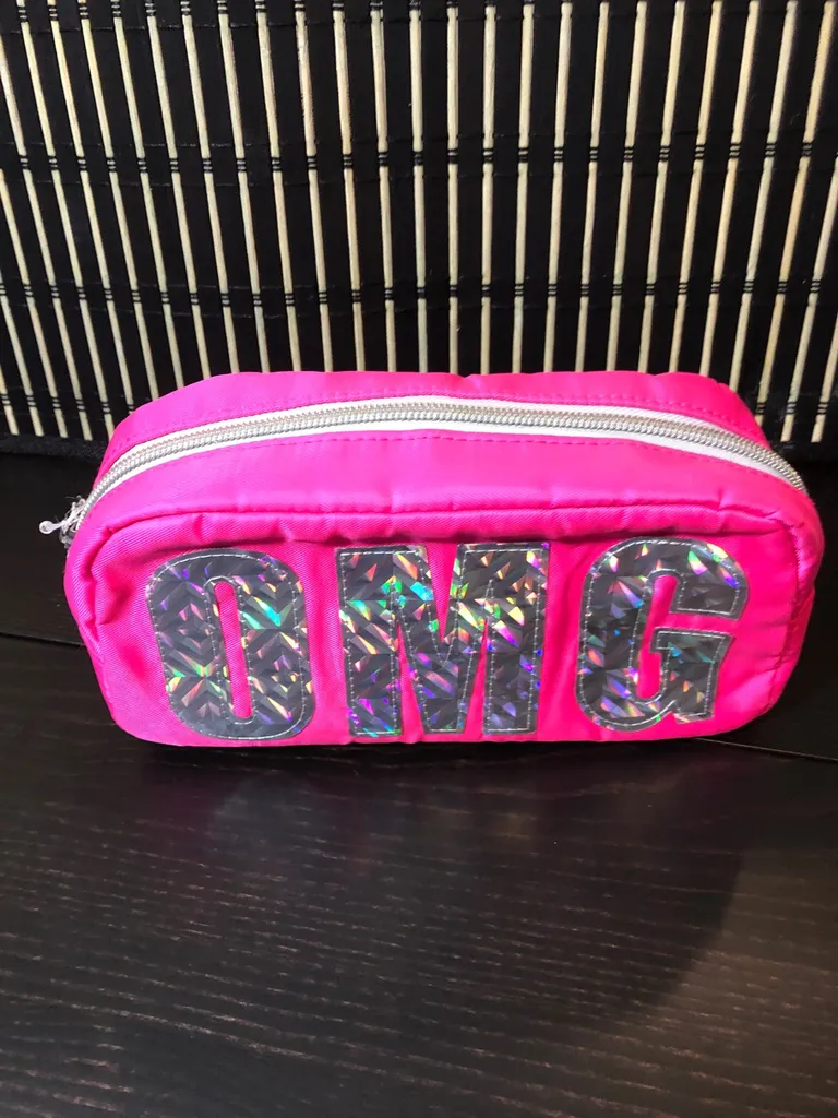 Holographic OMG Makeup Bag photo 1