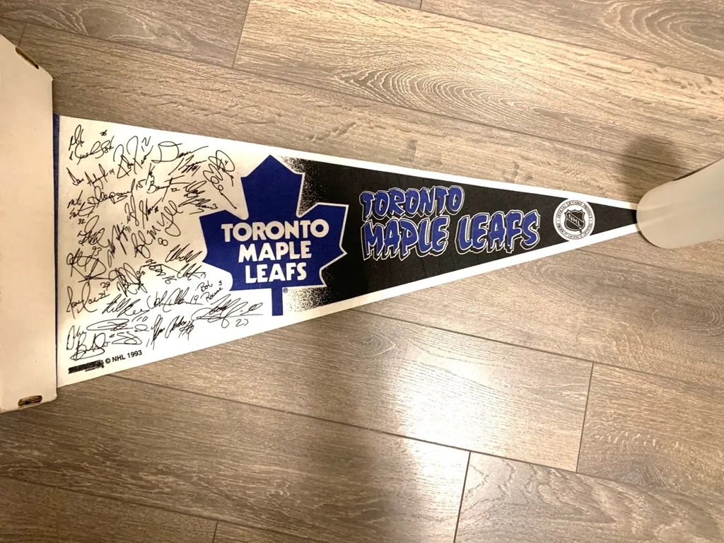 1993 Toronto Maple Leafs Banner photo 1