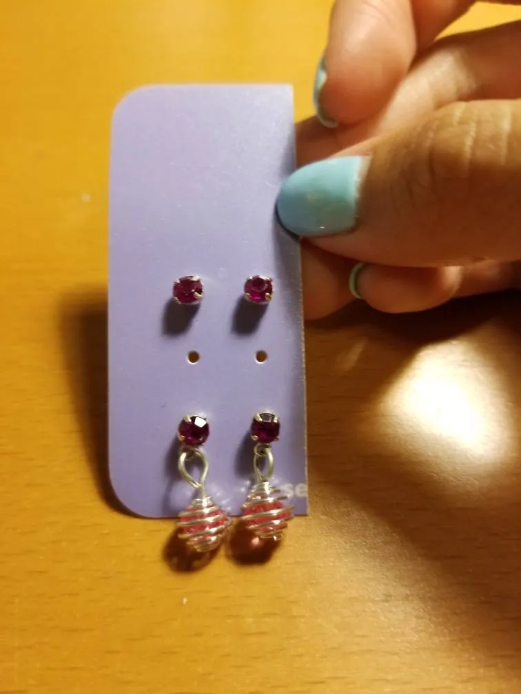 Earrings photo 1