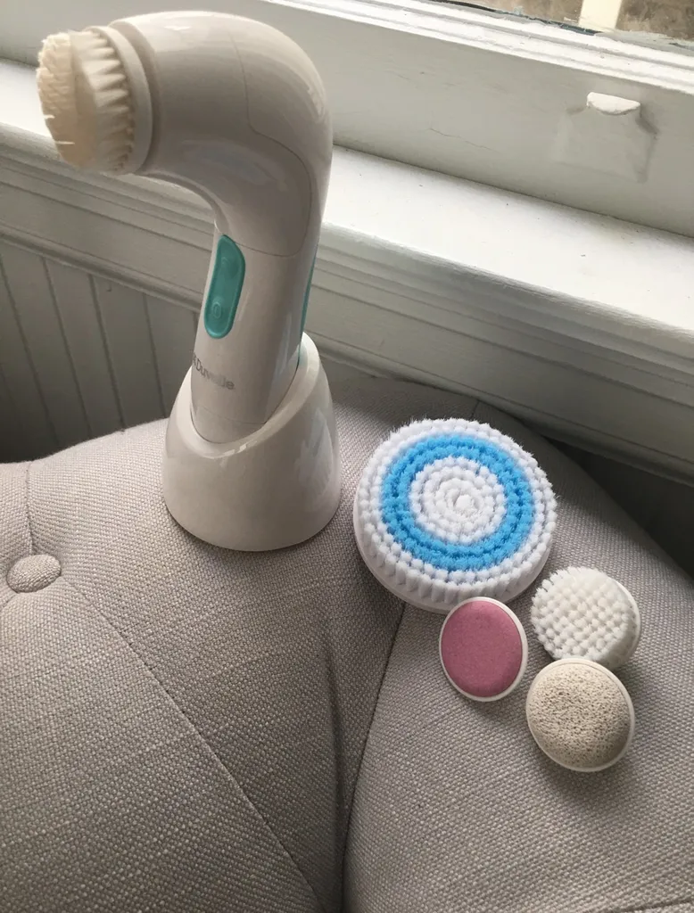 Duvolle Face brush photo 1