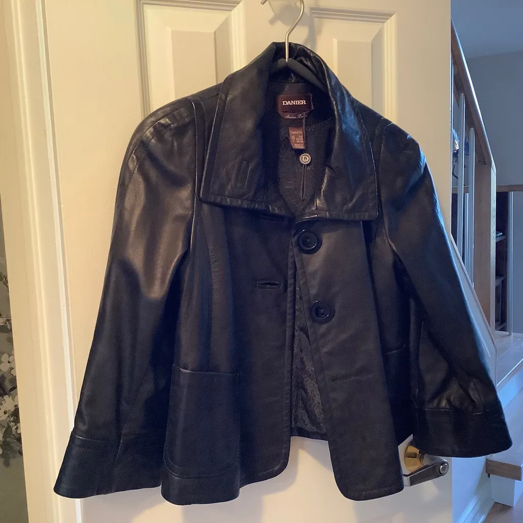 Beautiful Italian Leather Danier Jacket photo 1