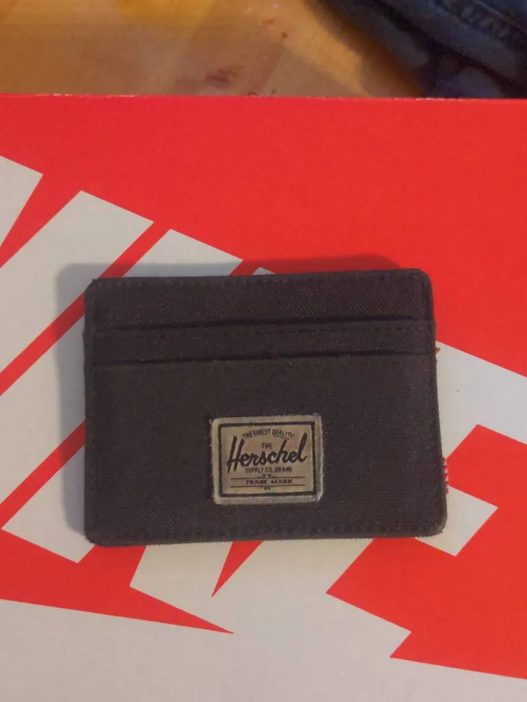 Herschel Card Holder photo 1