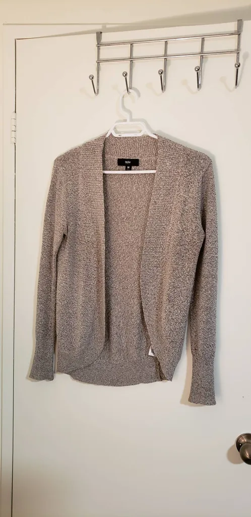 Cardigan photo 1