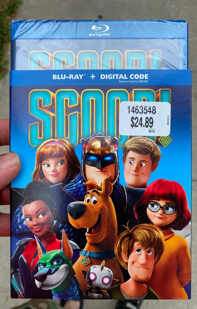 Scoob! Blur-ray/digital photo 1