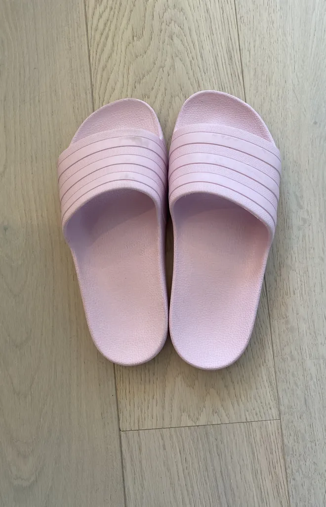 Addidas Pink Sliders photo 1